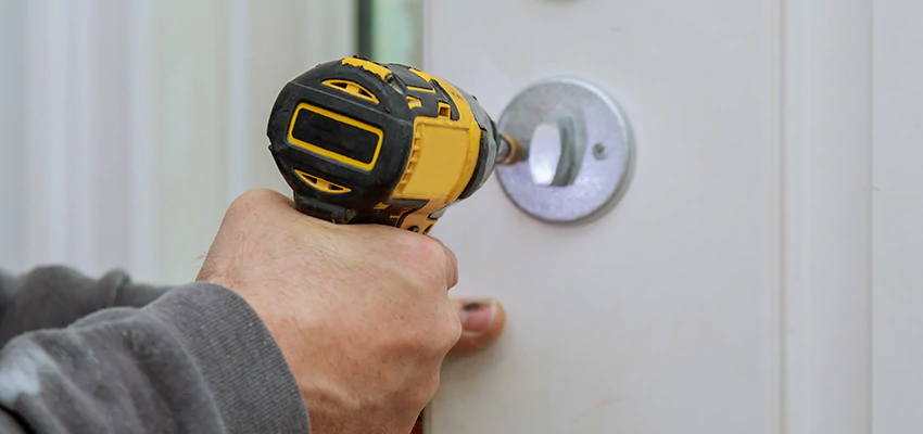 Street Locksmith For Smart Lock Repair in Turlock, CA